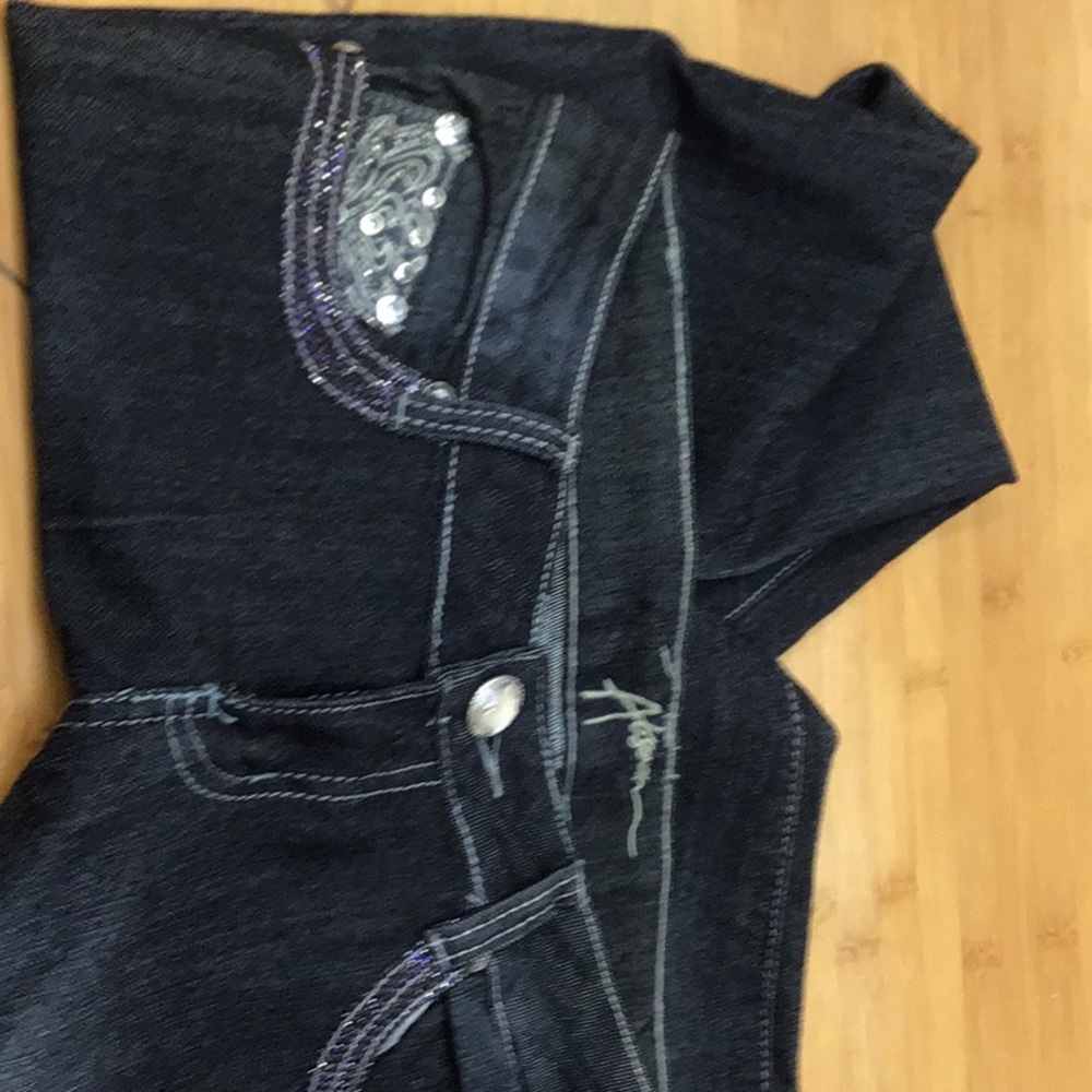 Jeans - Picture 2 of 6